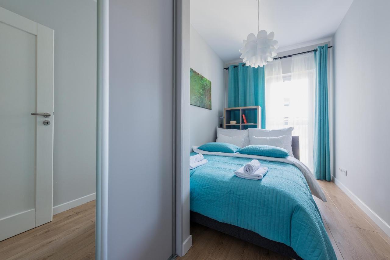 Okecie Airport Studio Bakalarska 2 P&O Serviced Apartments Warsaw Exterior photo