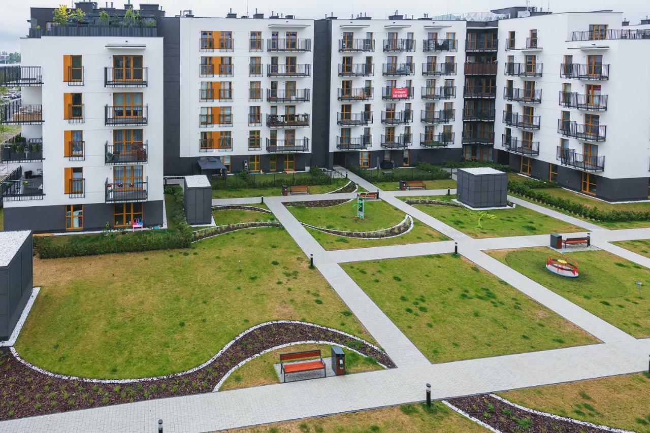 Okecie Airport Studio Bakalarska 2 P&O Serviced Apartments Warsaw Exterior photo